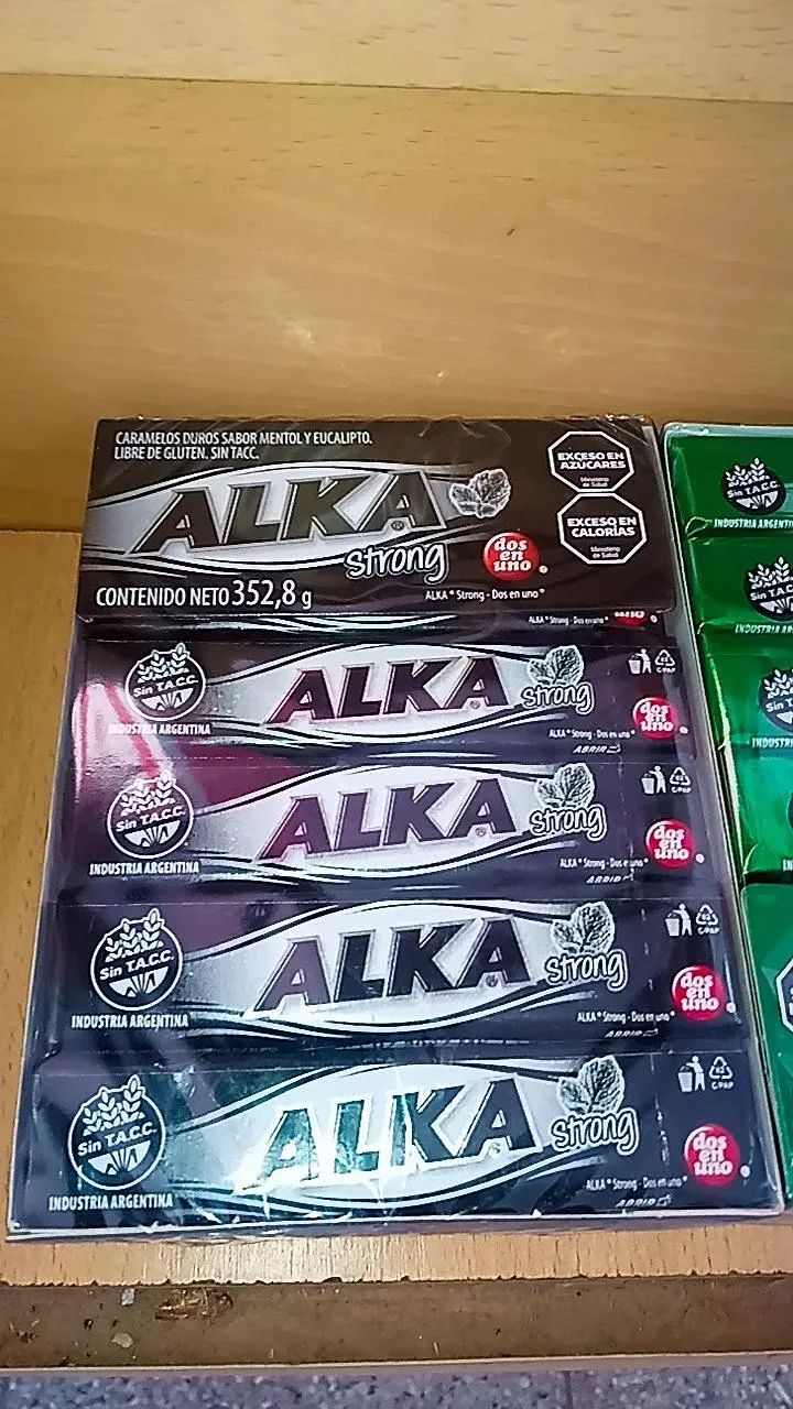 Caramelos alka negros