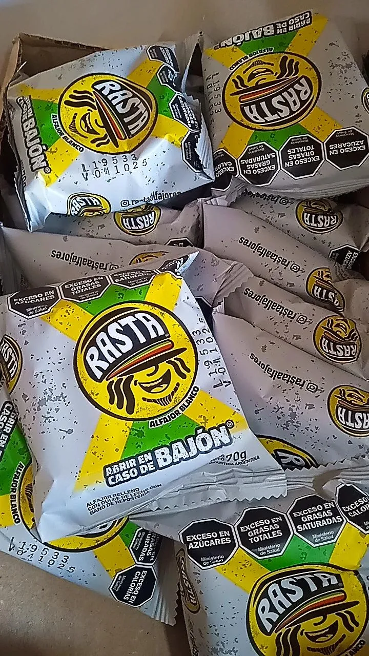 sin stock --Alfajor rasta blanco